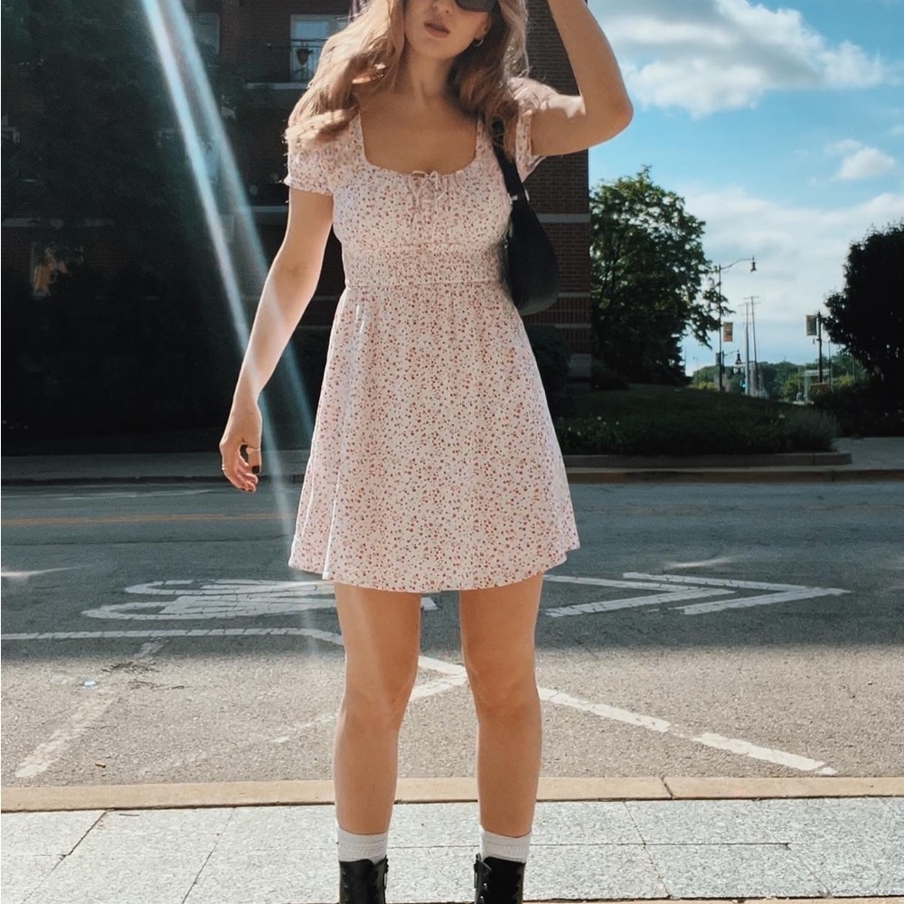 CAP sleeve Mini floral dress